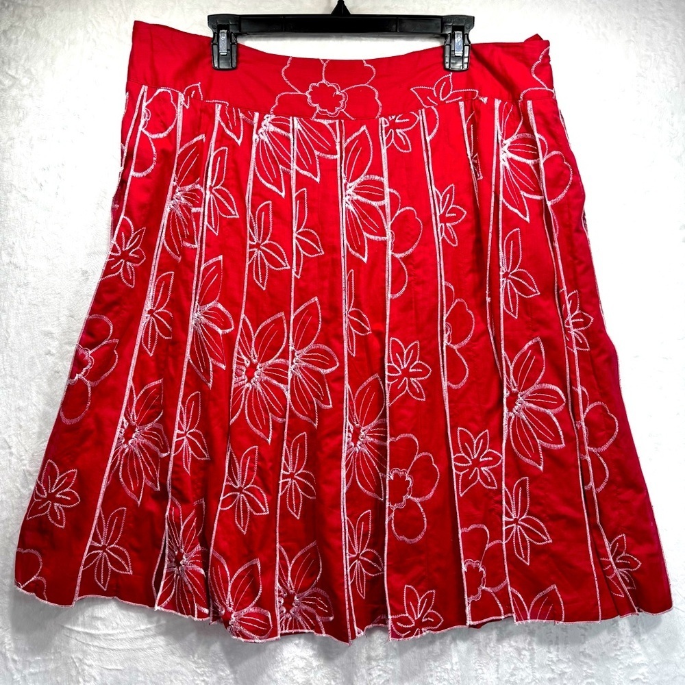 Vintage Coldwater Creek Skirt Red Pleated Embroidered Floral Knee Length Cotton
